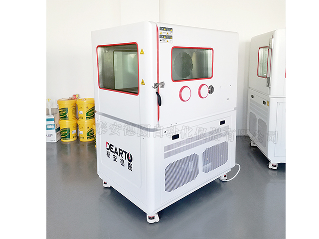 DTLH-28B型 超大尺寸溫濕度標準箱(-8℃~65℃)